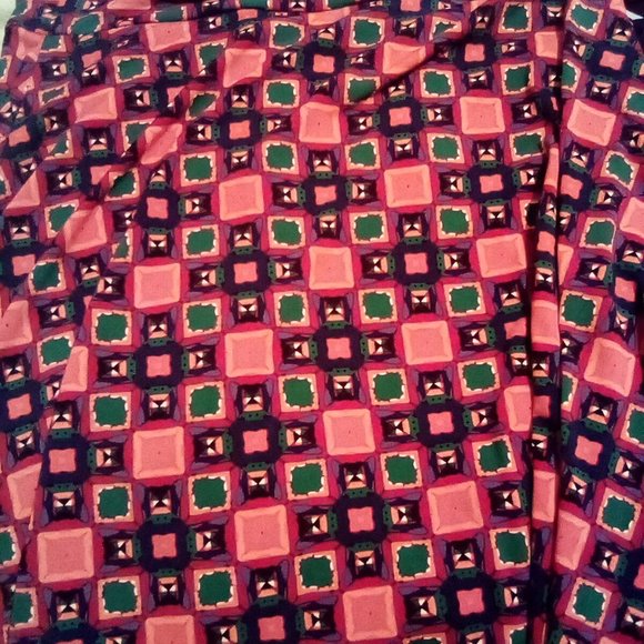 Bundle of 5 Luluroe skirts - Picture 2 of 4